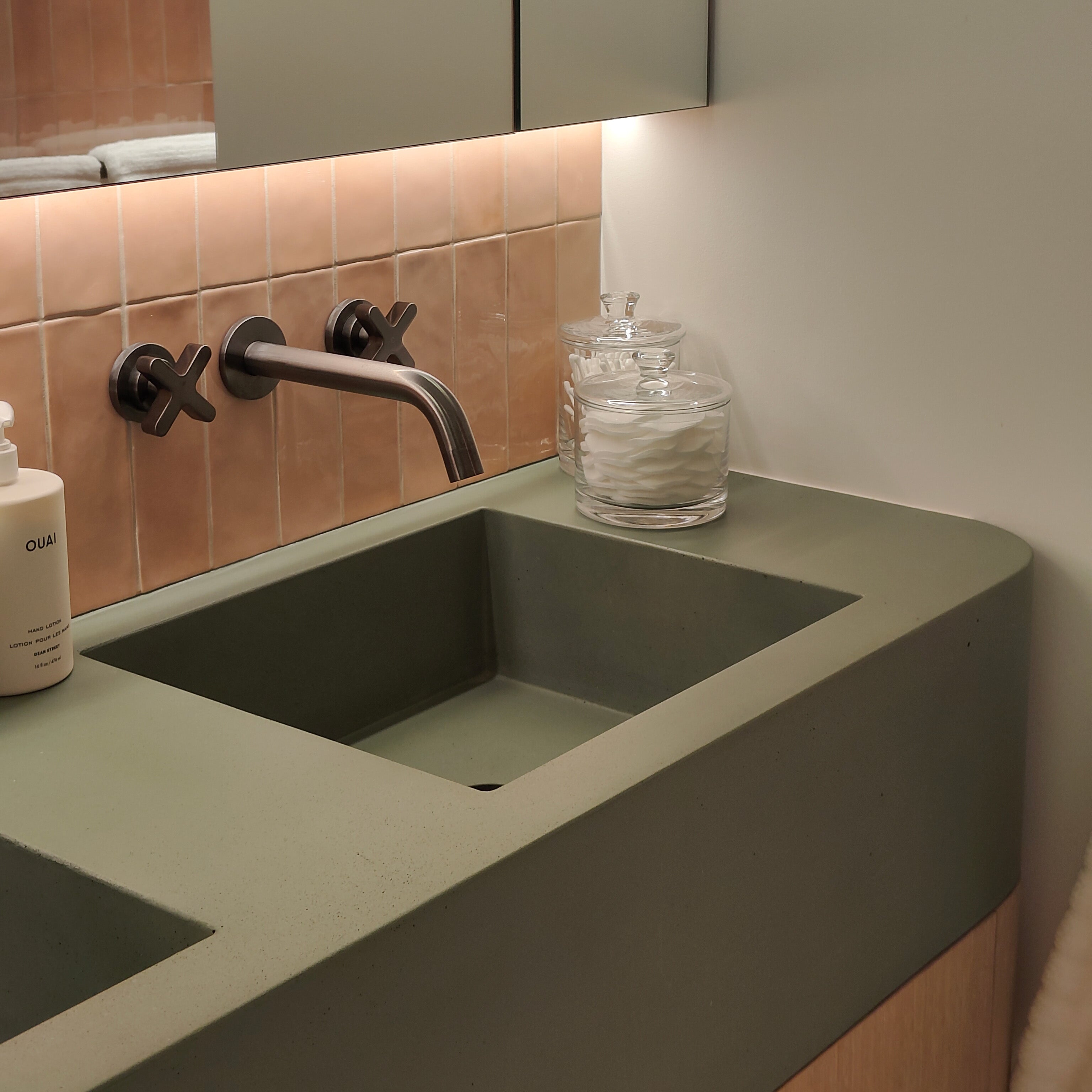 Bespoke Concrete Sinks, London
