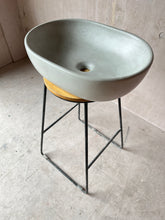 Load image into Gallery viewer, Sample Sale -  Concrete Sink - The Oval - Pigeon - 4