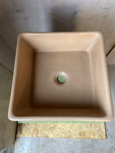 Outlet - Concrete Sink - Soft Square - Nut