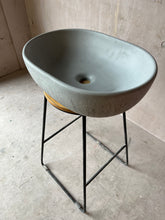 Load image into Gallery viewer, Sample Sale -  Concrete Sink - The Oval - Pigeon - 2