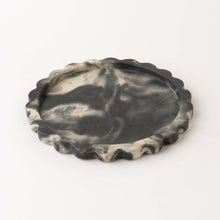 Load image into Gallery viewer, The Scallop Concrete Tray